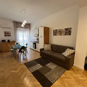 https://gabry-house.sicilyhotelsitaly.net
